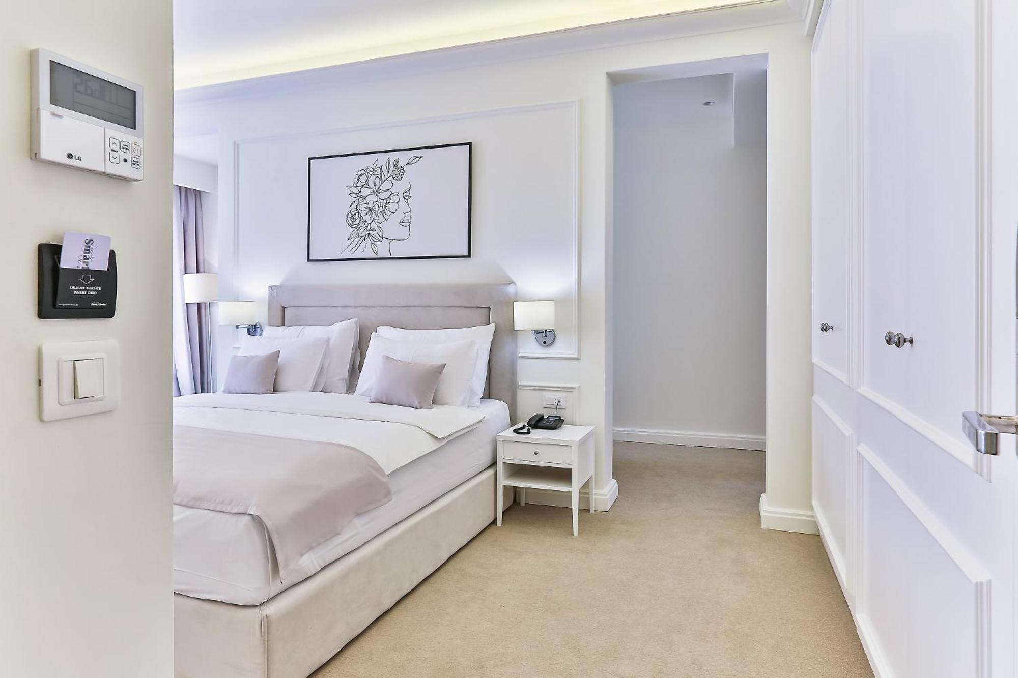 Hotel Crown Budva Kültér fotó